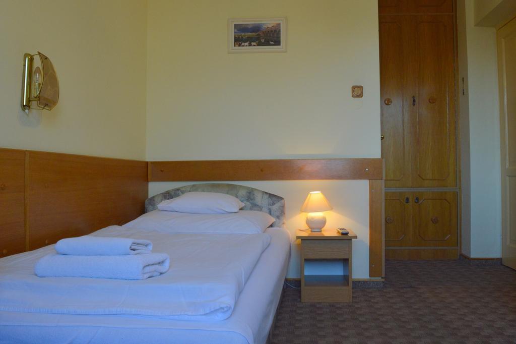 Apollo Motel Kecskemét Zimmer foto
